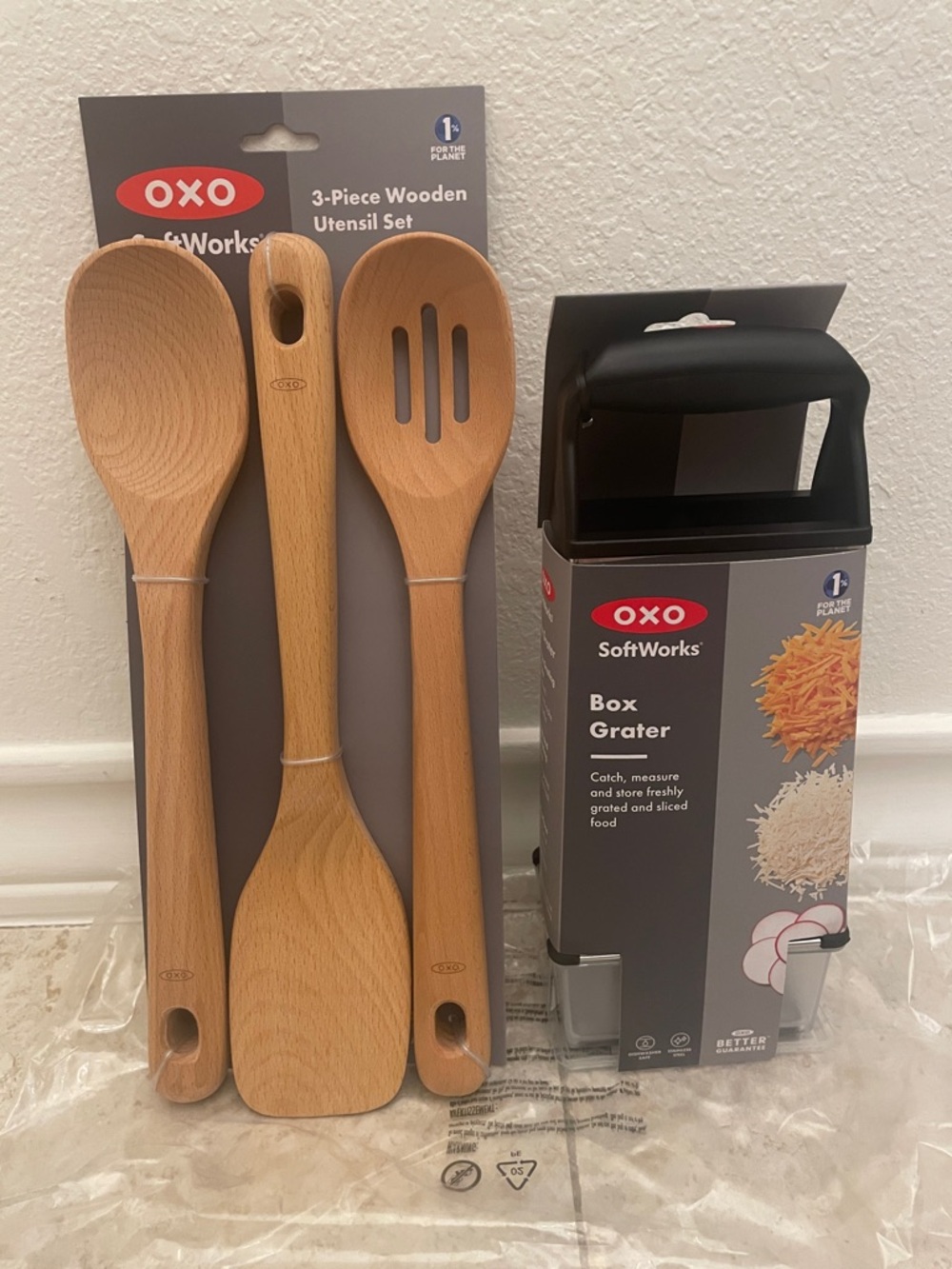 Oxo SoftWorks Wooden 3-Piece Utensil Set with Black Box Grater Bundle